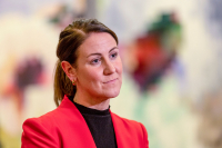 – Rødt nivå på videregående er det mest inngripende vi gjør overfor den elevgruppen, så det er definitivt et sted å ta tak, sier kunnskapsminister Tonje Brenna (Ap).