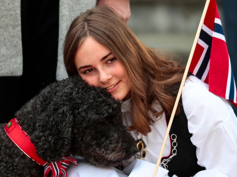 Regjeringen har besluttet å døpe om et naturreservat som konfirmasjonsgave til prinsesse Ingrid Alexandra. Lørdag konfirmeres Norges neste tronarving i Slottskapellet. 