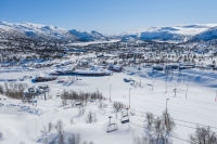 Mellom 15 og 20 personer ble bortvist fra Hovden sentrum natt til første påskedag. 