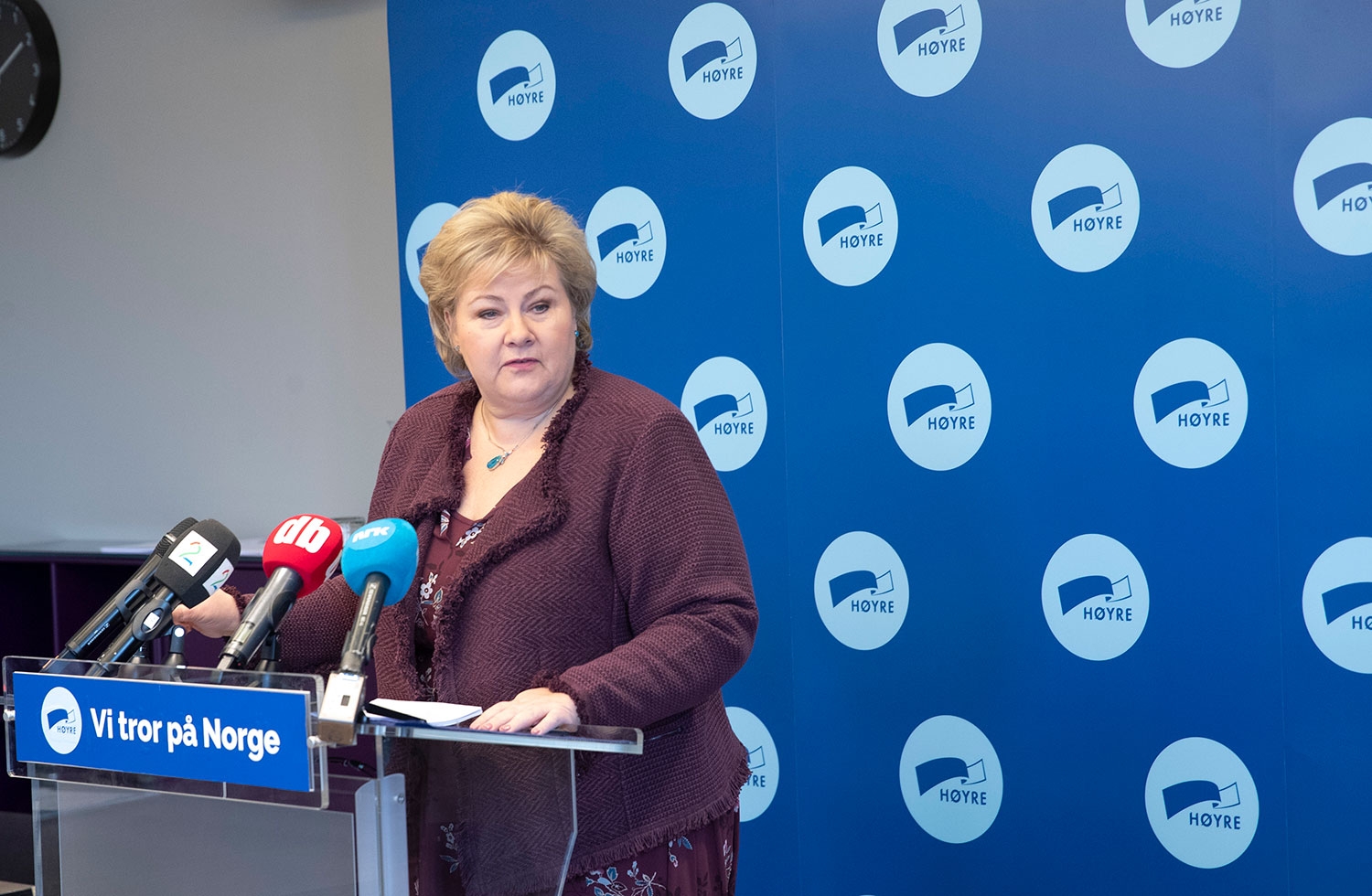 Solberg om koronavirus: Kan bli krevende å håndtere