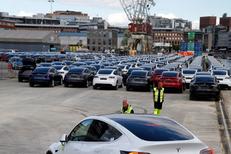 INVASJON: I slutten av august kom første ladning med Tesla Model Y til Norge. Dette er en av flere SUV-modeller som har blitt lansert det siste året. 