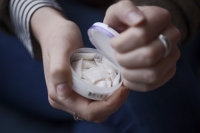 Snus kan bli totalt forbudt i Frankrike. Det bekymrer svenskene.
