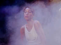 Charlotte Dos Santos har meldt sin ankomst til by:Larm i februar, rett før hun slipper andre-EP-en «Harvest Time».