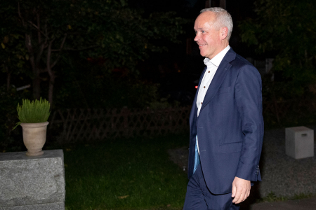 Finansminister Jan Tore Sanner (H) kutter i oljepengebruken.